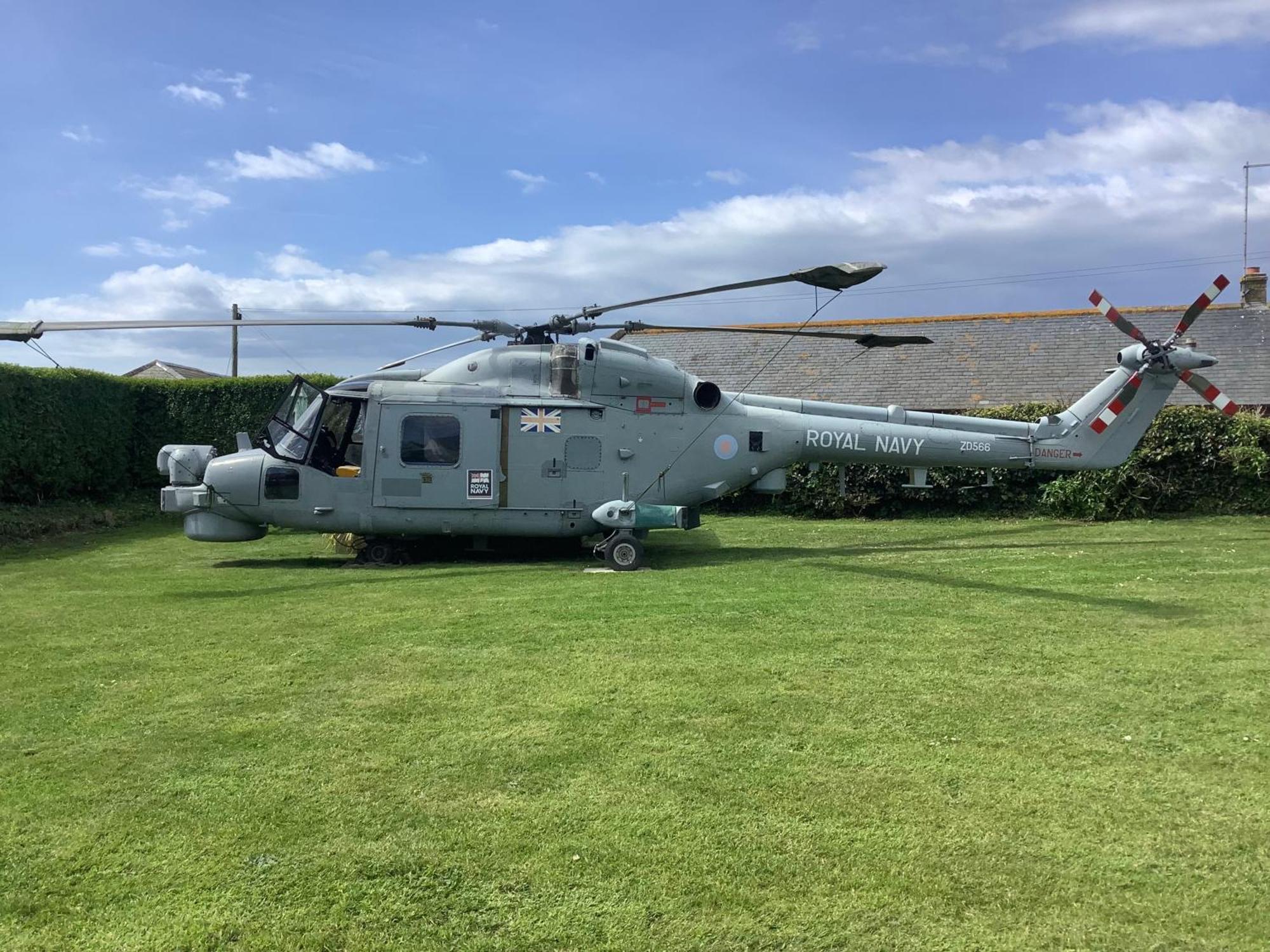 Haelarcher Helicopter Glamping هيلستون المظهر الخارجي الصورة